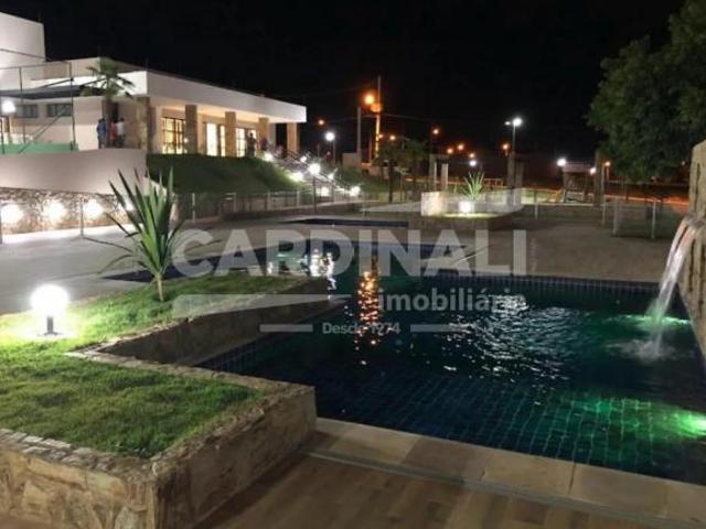 Terreno para venda em Terra Dos Buritis de 297.00m²