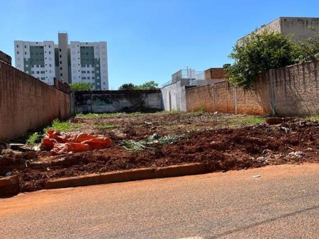 Terreno para Venda em Uberlândia/MG 0 Dorm. 480 m2 Área Útil