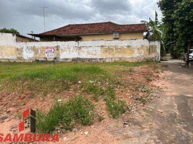 Terreno para venda em Vila Tazitsu de 246.00m²