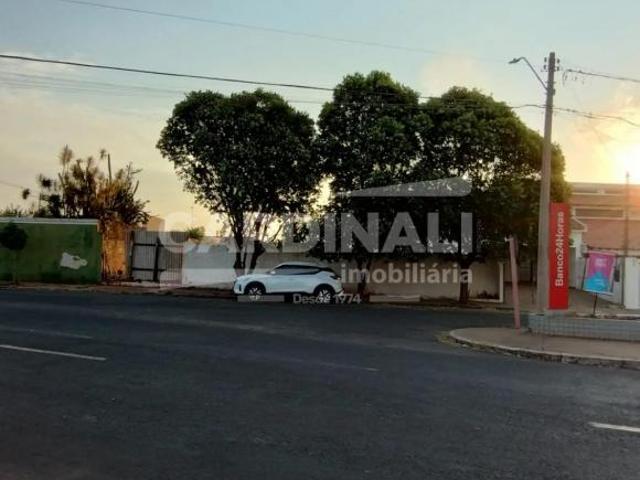 Terreno para venda em Vila José Bonifácio de 480.00m²