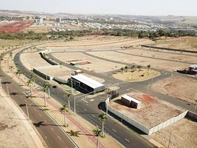 Terreno para venda em Village Costa Sul de 251.00m²