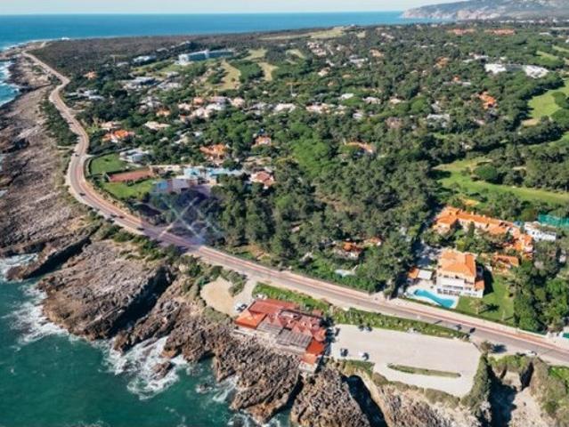 Terreno para venda, situado na Quinta da Marinha Sul