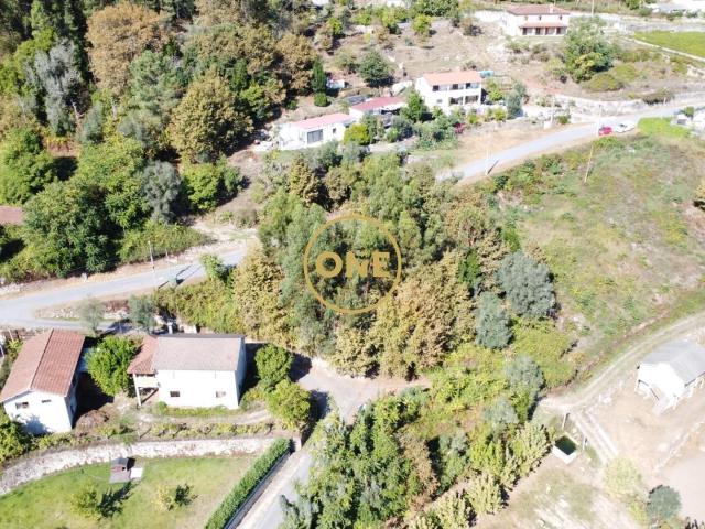 Terreno P/Construção Em Oriz São Miguel Vila Verde
