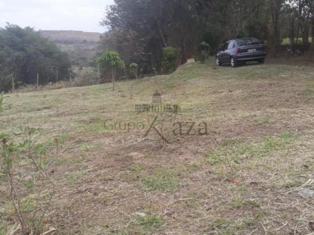 Terreno Plano na Melhor localização do Putim
