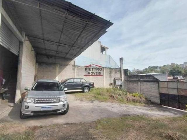 TERRENO PLANO NO B. SUÍSSO/SBC 500m² DE ÁREA TOTAL, GALPÃO COM 412,40m² AC, PÉ DIREITO ALTO, TRIFÁ