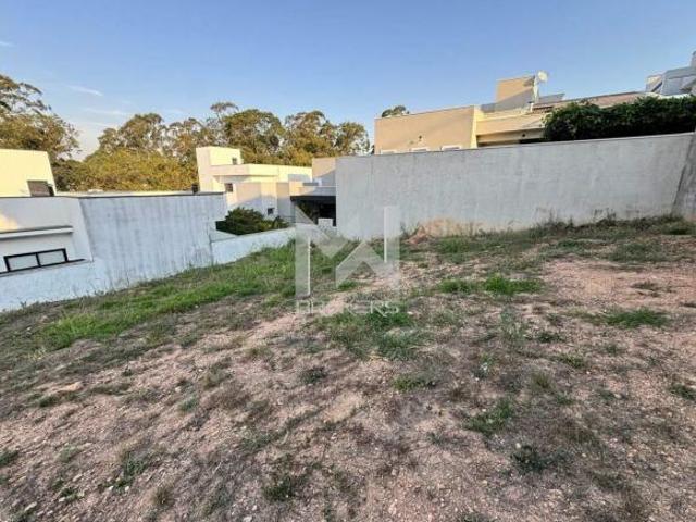 Terreno plano no Condomínio Residencial Tabapuã de Valinhos SP