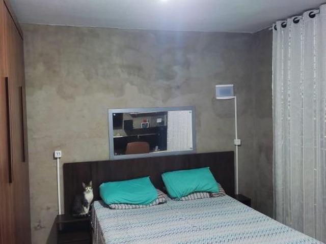 TERRENO PLANO NO JARDIM PEDRO NUNES, MEDINDO 6,25X25M COM DUAS CASAS, SENDO A CASA 1: 1 QUARTO, SALA