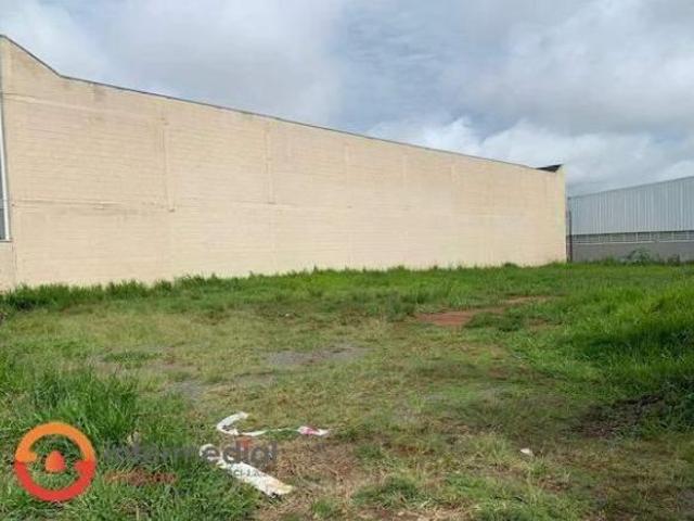 Terreno Plano à Venda Centro Empresarial Castelo Barnco com – 1.000 m² | Zona Comercial e Industrial