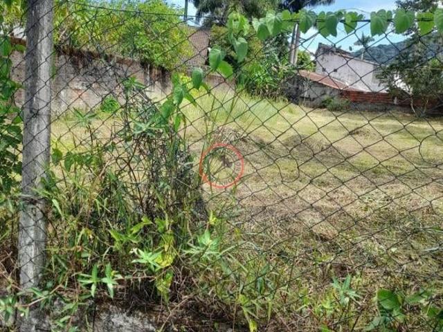 TERRENO PLANO COM 800 METROS A VENDA EM BOISSUCANGA, EXCELENTE LOCALIZAÇÃO