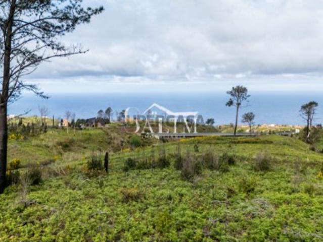 Terreno plano com 874 m² Ponta do Pargo, Calheta
