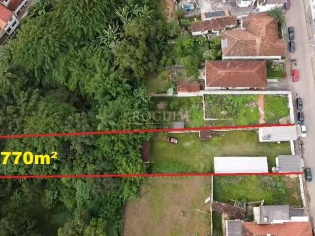 terreno plano com 1770m e dois pontos comerciais com renda ativa Andrelândia MG