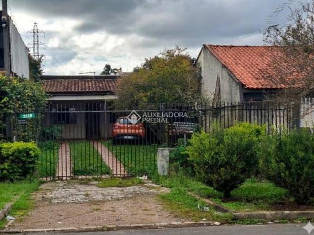 Terreno Plano com 240 m² 8x30 e Casa com Grande Potencial no Bairro Boqueirão