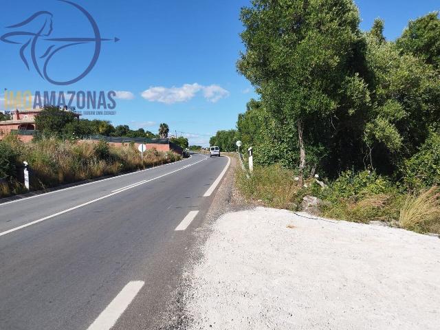 Terreno plano com bons acessos para venda em S.B. de Messines