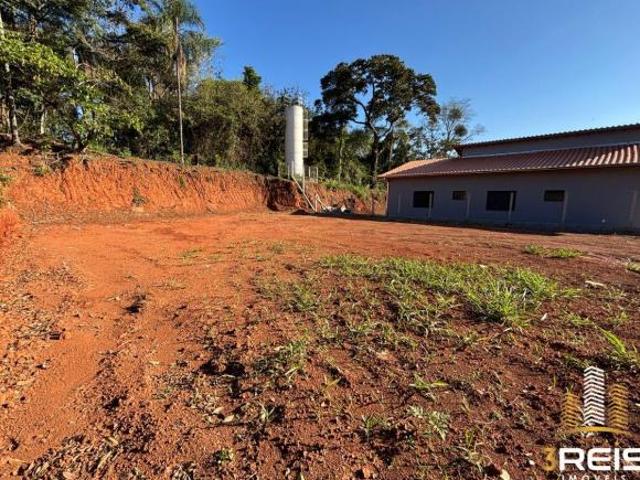 TERRENO PLANO COM ESCRITURA E EXCELENTE LOCALIZAÇÃO NO SALTINHO