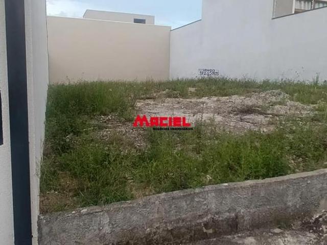 Terreno Plano de 250m² no Villa Branca ? Rua Sem Saída e Pronto para Construir!
