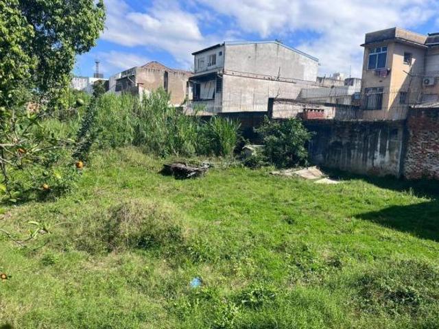 Terreno plano e grande na Rua Olinda