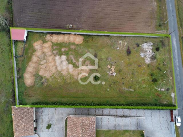 terreno plano em local privilegiado