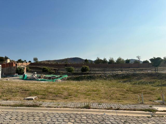 TERRENO PLANO EN PARQUE RODAS, LOMAS DE ANGELÓPOLIS