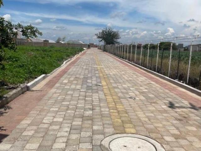 TERRENO PLANO EN VENTA, DOS ENTRADAS, PRIV RILOSE, COL. VILLAS DEL MORAL EN YURECUARO CENTRO MICH