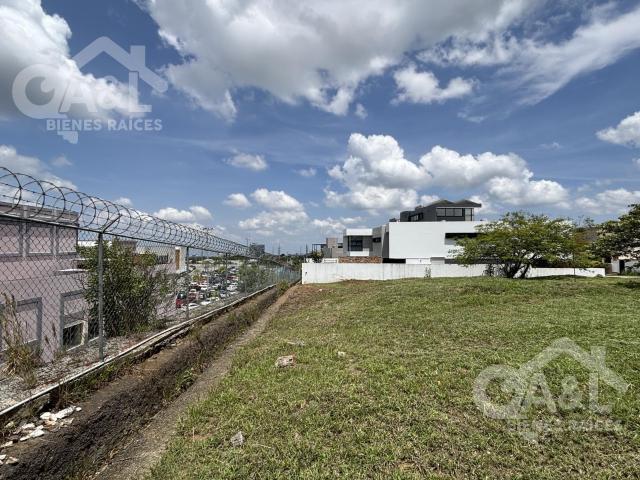 Terreno Plano en Venta Fraccionamiento Residencial el Lago Xalapa