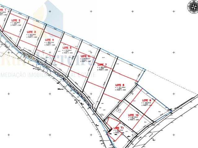 Terreno plano para a construção de 10 moradias, a 11km da A8 e vista 360º para a Serra de Montejunto