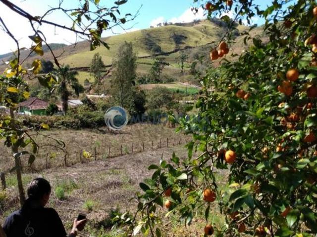 Terreno plano para venda em área rural, a 8km do centro da cidade de Cristina MG