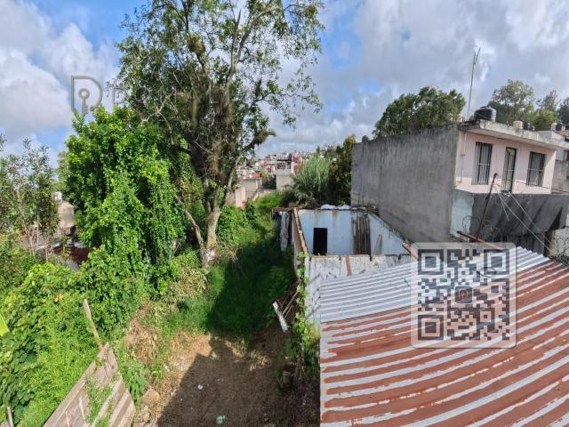 Terreno plano sobre calle pavimentada en venta cerca de avenida comercial, Xalapa, Veracruz