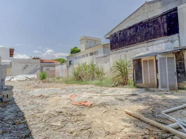Terreno plano 297m² a venda no coração de Moema São Paulo
