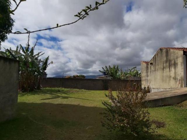 TERRENO PLANO, 580m2, bem localizado!