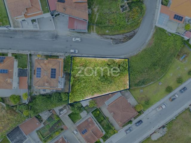 Terreno p/Moradia Individual c/601 m² Penso Stº Estêvão