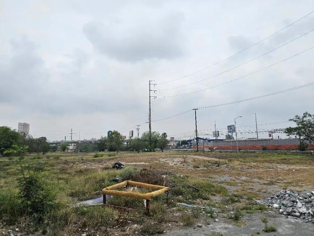 TERRENO POR RUIZ CORTINES Y ROMULO GARZA SAN NICOLAS RENTA