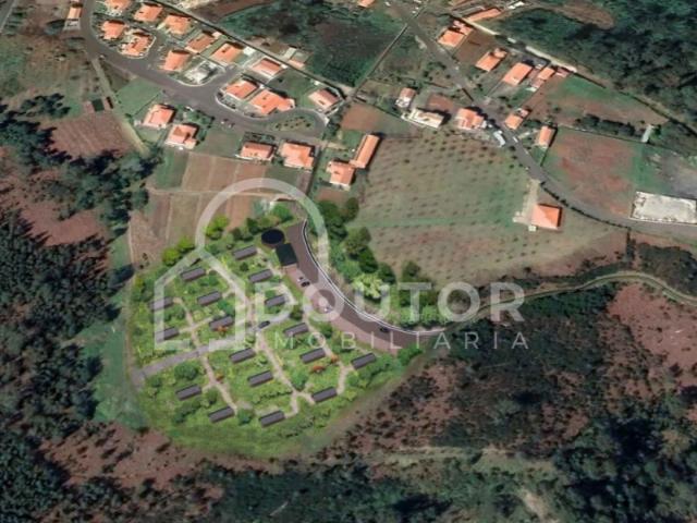 Terreno Prazeres, Calheta