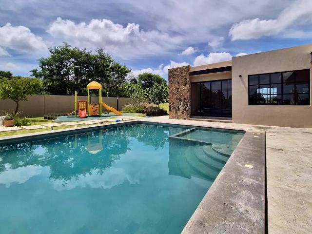 Terreno premium en coto exclusivo de solo 121 terrenos