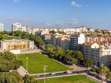 Terreno Prime no Areeiro com Projeto Aprovado para Empreendimento Residencial