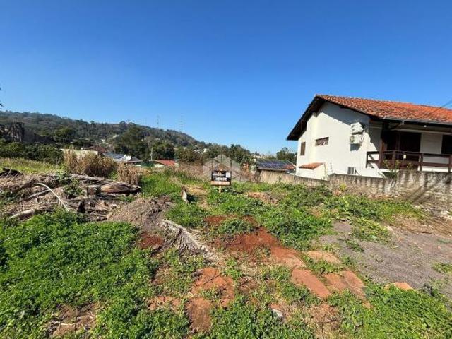 TERRENO PRÓXIMO AO CENTRO