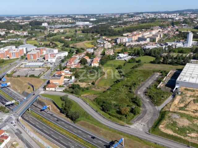 Terreno rústico 16.953m2 São Mamede de Infesta A4