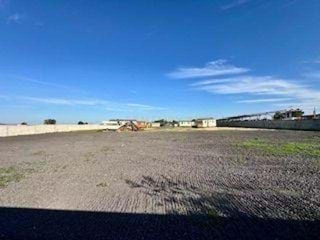Terreno Rústico 5200m2 Com muro, portão e furo d´água Quinta da Lobateira Fernão Ferro Seixal 0651 06123