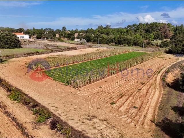 Terreno Rústico com água situado no Rogil Costa Vicentina