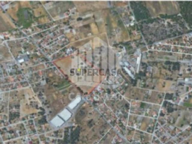 Terreno Rustico com capacidade construtiva