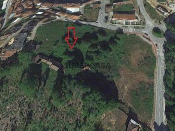 Terreno rústico com potencial construtivo