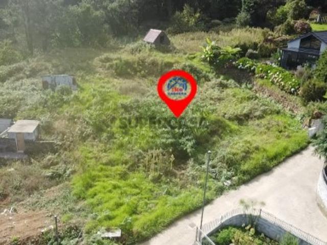 Terreno Rústico Urbanizável com Projeto Aprovado para Moradia V2 São Vicente, Achada do Pico