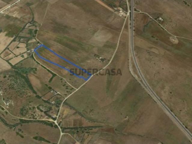 Terreno Rústico com 17000m2 a poucos minutos de Vila do Bispo
