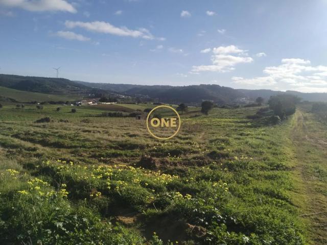 Terreno Rústico com 18.374 m² no Casal das Marreiras, Encarnação