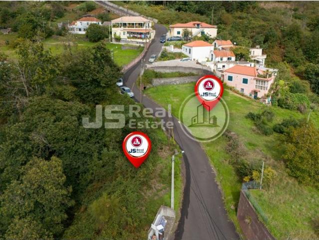 TERRENO RÚSTICO COM 1.265M2