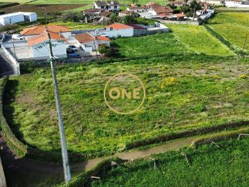 Terreno rústico com 1.600 m²