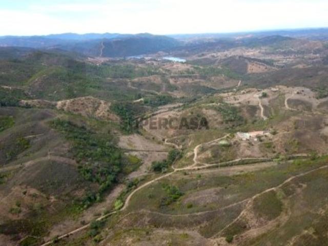 Terreno Rústico com 28.000 m² em Vale Grande de Cima São Marcos da Serra