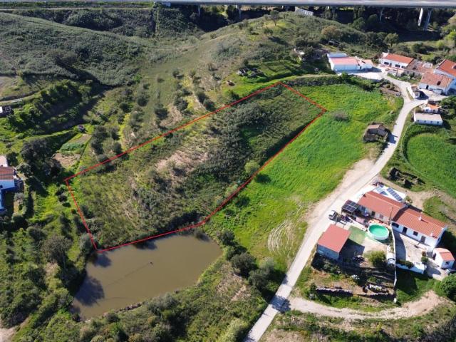 Terreno Rústico com 3.960 m2 em Vale Figueira São Bartolomeu de Messines