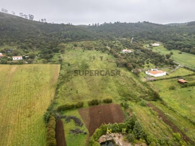 Terreno Rústico com 44.250 m² 4,425 ha São Luís, Odemira