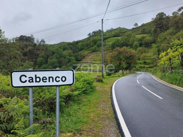 Terreno Rustico Gerês, de 10 000m2, a confrontar com Rio Homem