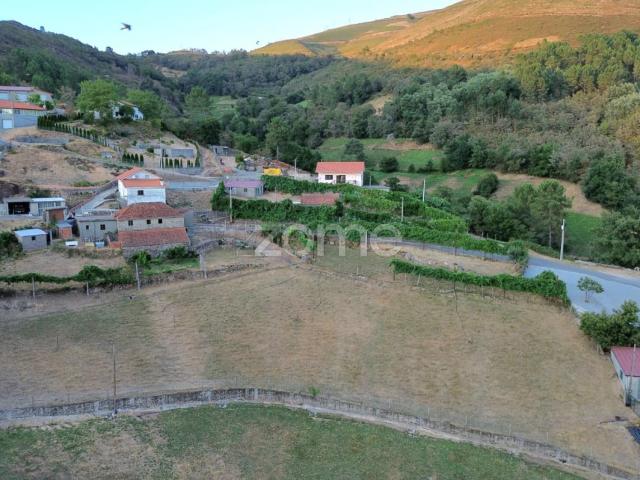 Terreno Rústico de 2433 m² com 39 m² Anexo – Covelo Gerês, Montalegre